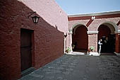 Arequipa, Convent of Santa Catalina de Sena the Silence courtyard